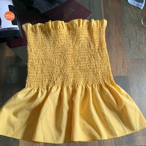 Yellow crop top!
